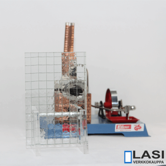 Sileäpintainen lankalasi, ei näy selvästi läpi