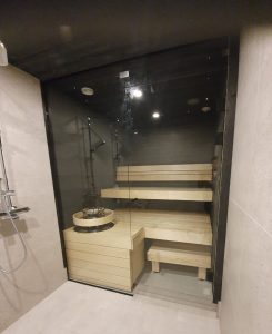 saunan lasiseinä