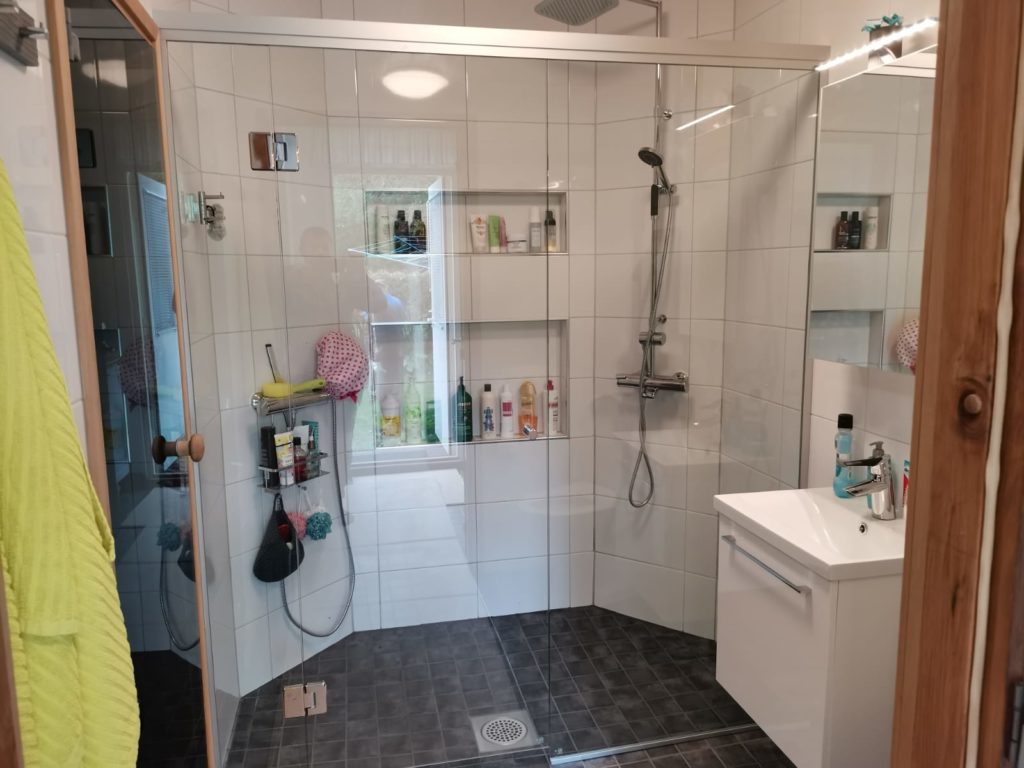 Suihkuseinät