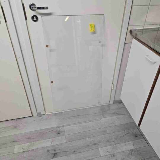 6mm kirkas,karkaistu,  470x1040mm